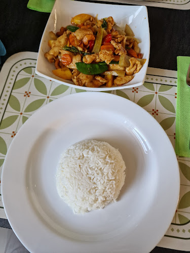 Comentarii opinii despre Thai Wok ONNOM NACHAIPHERM