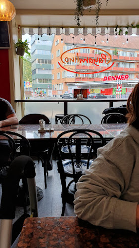 Payamlino - Gastronomie und Hotellerie