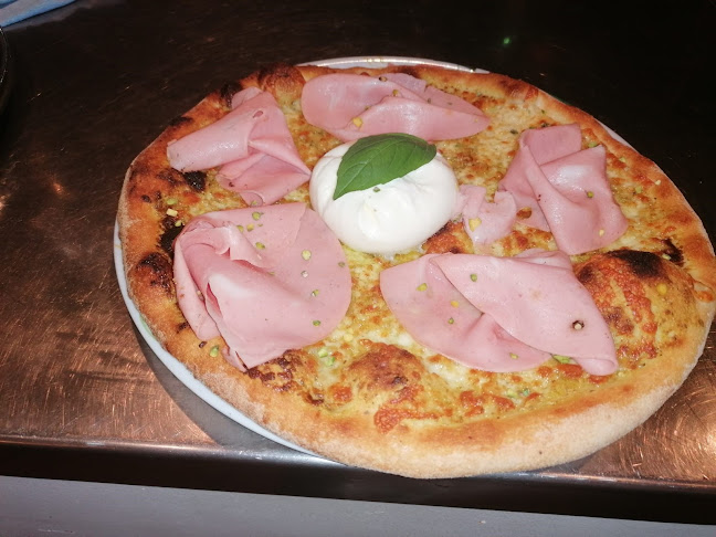 Opinii despre Restaurant AL Cervo - Pizzakurier în Bülach - Gastronomie und Hotellerie