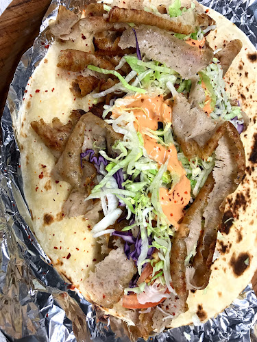 Comentarii opinii despre Akgül Kebab