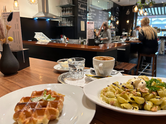 Comentarii opinii despre Taburettli