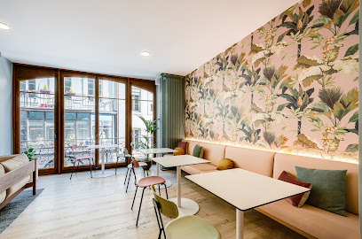 Madeleine - Café, Livres & Co