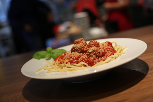 Francesca - Gastronomie und Hotellerie