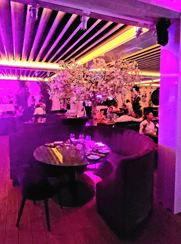 Les Voiles - Gastronomie und Hotellerie