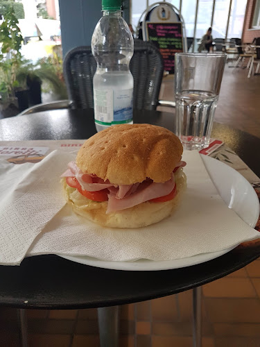 Opinii despre Bar Verzaschina în Locarno - Gastronomie und Hotellerie