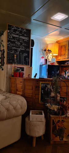 Opinii despre Al Centro di Noi în Steinhausen - Gastronomie und Hotellerie