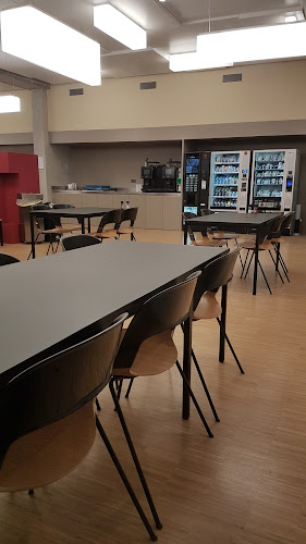 Opinii despre Loop Restaurant & Take Away în St. Gallen - Gastronomie und Hotellerie