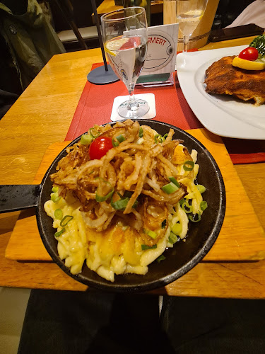 Opinii despre Turm Café und Pub în Kreuzlingen - Gastronomie und Hotellerie