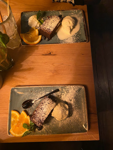 Opinii despre HANS IM GLÜCK - BASEL Steinenvorstadt în Basel - Gastronomie und Hotellerie