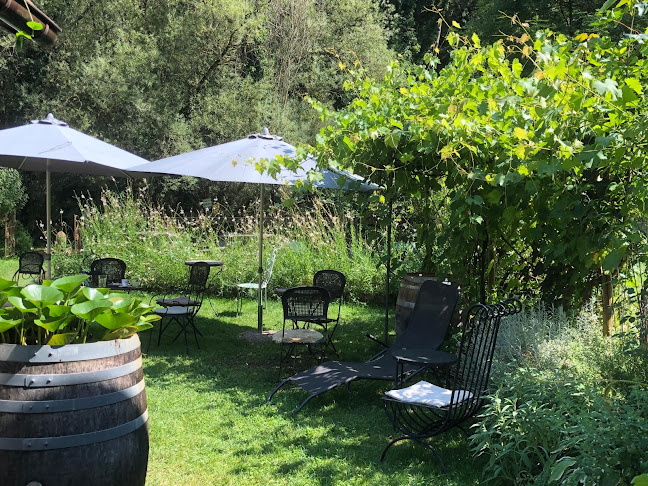 Comentarii opinii despre Buvette Rive-Gauche et appartement de vacances à Champ-du-Moulin