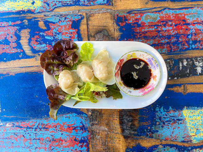 Comentarii opinii despre Mandalay Thu ( မန္တလေးသူ ) ( Haung Asian)