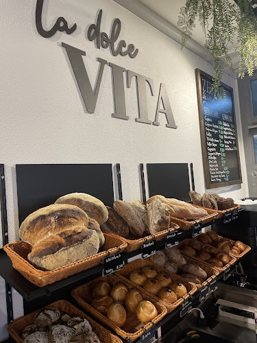 Blumen zum Glück Café Uerikon / Stäfa - Gastronomie und Hotellerie