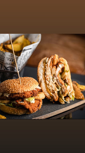 FMR Funky Monkey Room