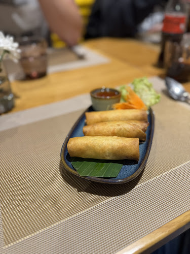 Opinii despre Siam Square Restaurant & BAR în Kloten - Gastronomie und Hotellerie