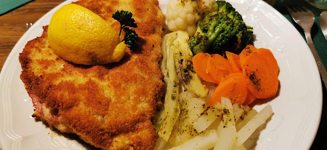 Selbstbedienung im Wildpark Roggenhausen - Gastronomie und Hotellerie