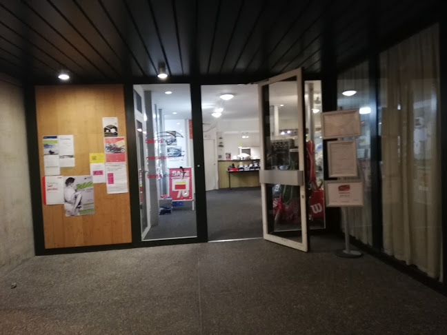 Comentarii opinii despre Tennishalle Burgdorf AG