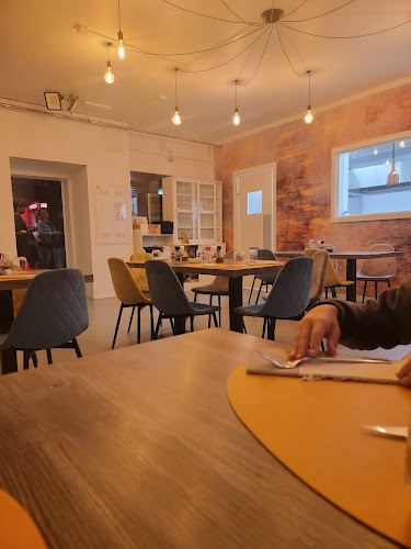 Restaurant Pizzeria Alice - Gastronomie und Hotellerie