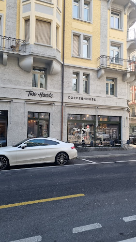 Comentarii opinii despre Two Hands Restaurant