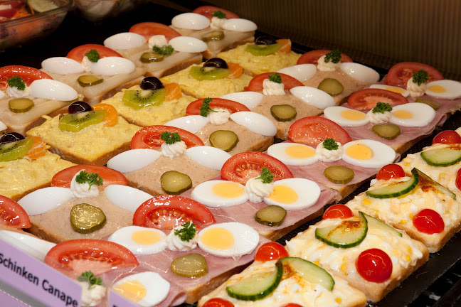 Opinii despre Cafe Koller Sursee în Sursee - Gastronomie und Hotellerie