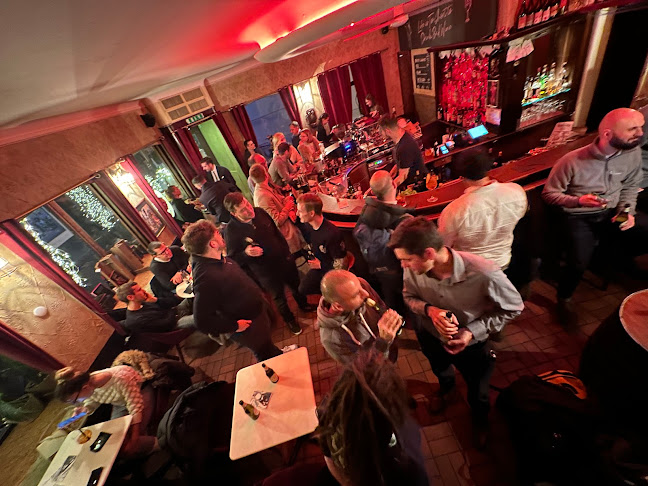 Opinii despre Züri Bar în Zürich - Gastronomie und Hotellerie