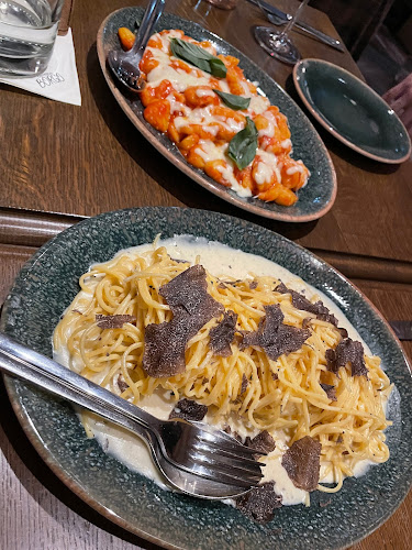 Osteria Borgo - Gastronomie und Hotellerie