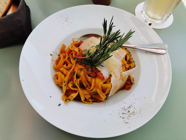 perron f - by focacceria