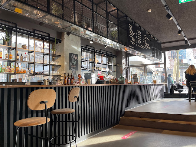 Opinii despre XOXO Café Bar în Basel - Gastronomie und Hotellerie