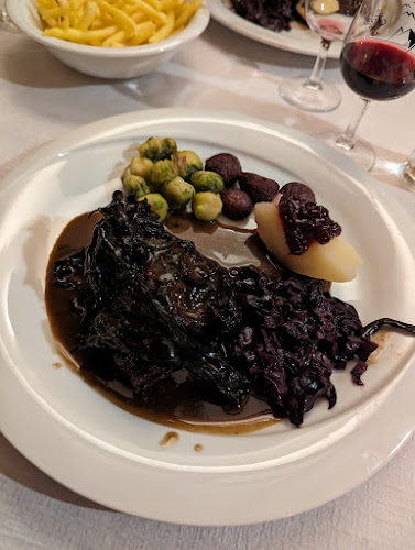 Opinii despre Taverne de la Tour în Martigny - Gastronomie und Hotellerie