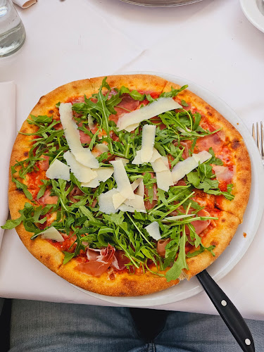 Opinii despre Pizza Restaurant Melsa în Münchenstein - Gastronomie und Hotellerie