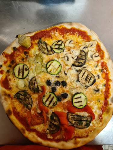 Café - Restaurant Le Central - Nax