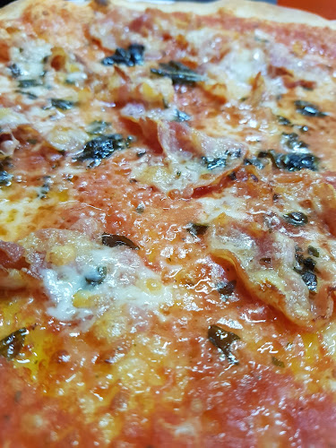 Opinii despre Cantastorie în Clarens - Gastronomie und Hotellerie