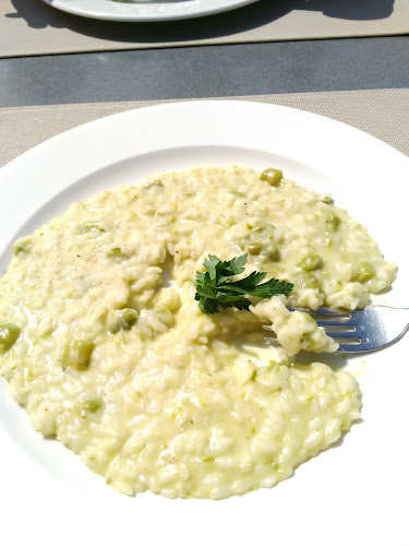 Ristorante panoramico Vetta Monte Brè - Gastronomie und Hotellerie