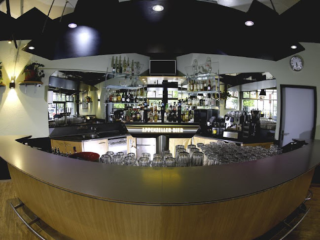 Opinii despre Bar Zur alten Post în Risch-Rotkreuz - Gastronomie und Hotellerie