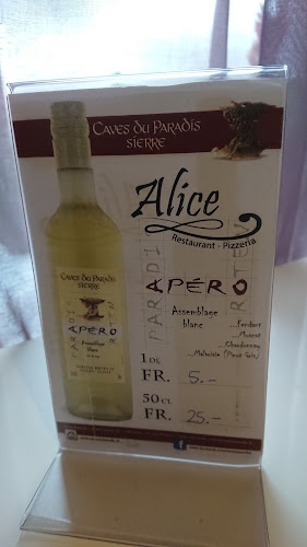 Opinii despre Restaurant Pizzeria Alice în Fleurier - Gastronomie und Hotellerie