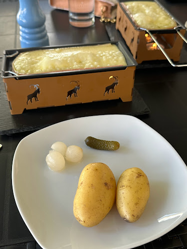 Bar La Tanière - Môtiers