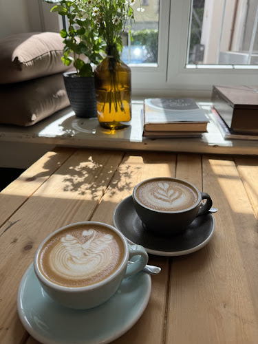 Comentarii opinii despre Ombak Coffee (ex Omnia Coffee)