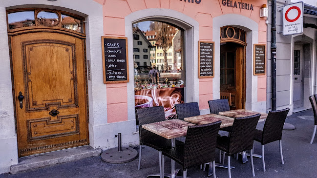 Opinii despre Caffetteria Gelateria Amore Mio în Luzern - Gastronomie und Hotellerie