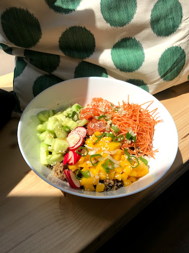 Comentarii opinii despre Café Charlotte