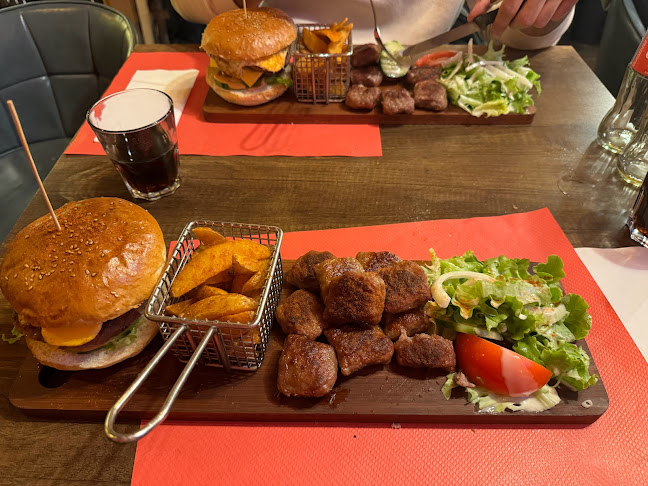 Comentarii opinii despre Tiara Grill