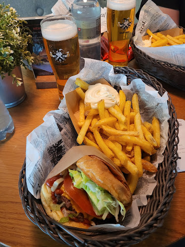 Burgermeister Claraplatz - Gastronomie und Hotellerie