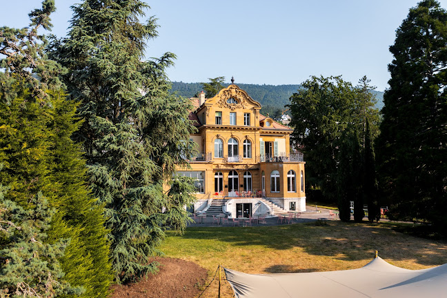 Opinii despre DADA - Café-bar (Villa Perret) în Neuchâtel - Gastronomie und Hotellerie