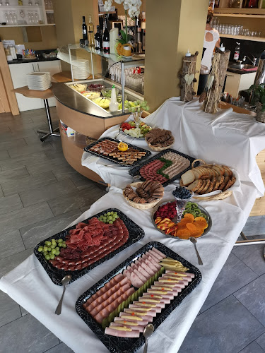 Opinii despre Café America în Naters - Gastronomie und Hotellerie