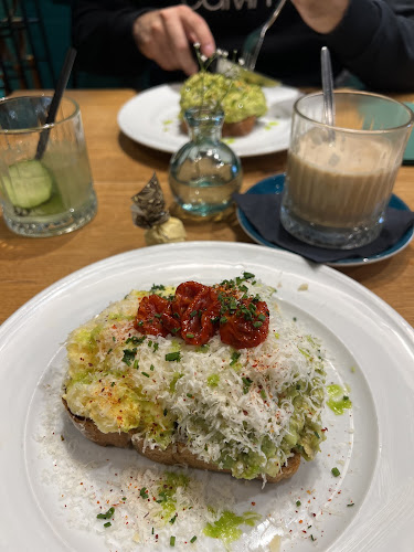 Comentarii opinii despre Rooftop - Brasserie & Bar (im Globus)