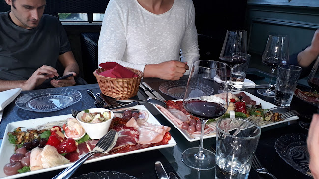 Opinii despre Restaurant Kolosseum în St. Gallen - Gastronomie und Hotellerie