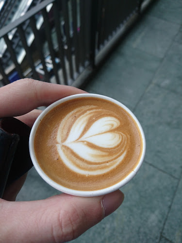 Comentarii opinii despre JOE & THE JUICE