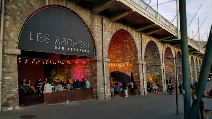 LES ARCHES
