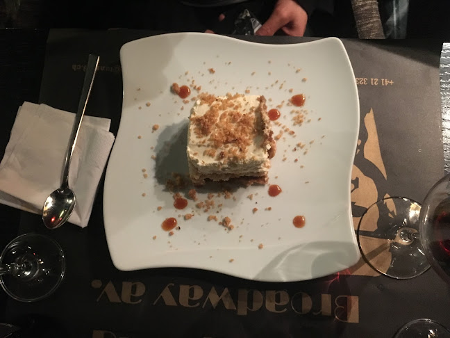 Opinii despre PLAN B Lausanne în Lausanne - Gastronomie und Hotellerie