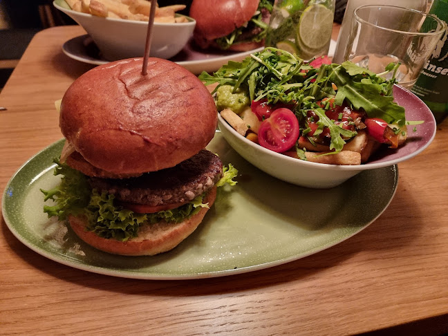 Comentarii opinii despre HANS IM GLÜCK - CHUR City West