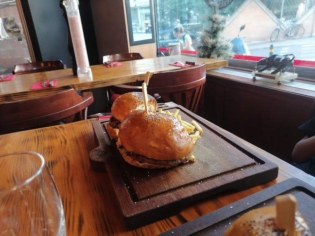 SAFE MEAT (STEAKHOUSE) - Gastronomie und Hotellerie