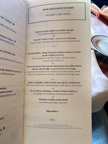 Opinii despre Le Bar des Bergues în Geneva - Gastronomie und Hotellerie